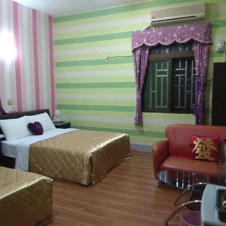 Reny Lake Warm Hostel Fanlu Extérieur photo
